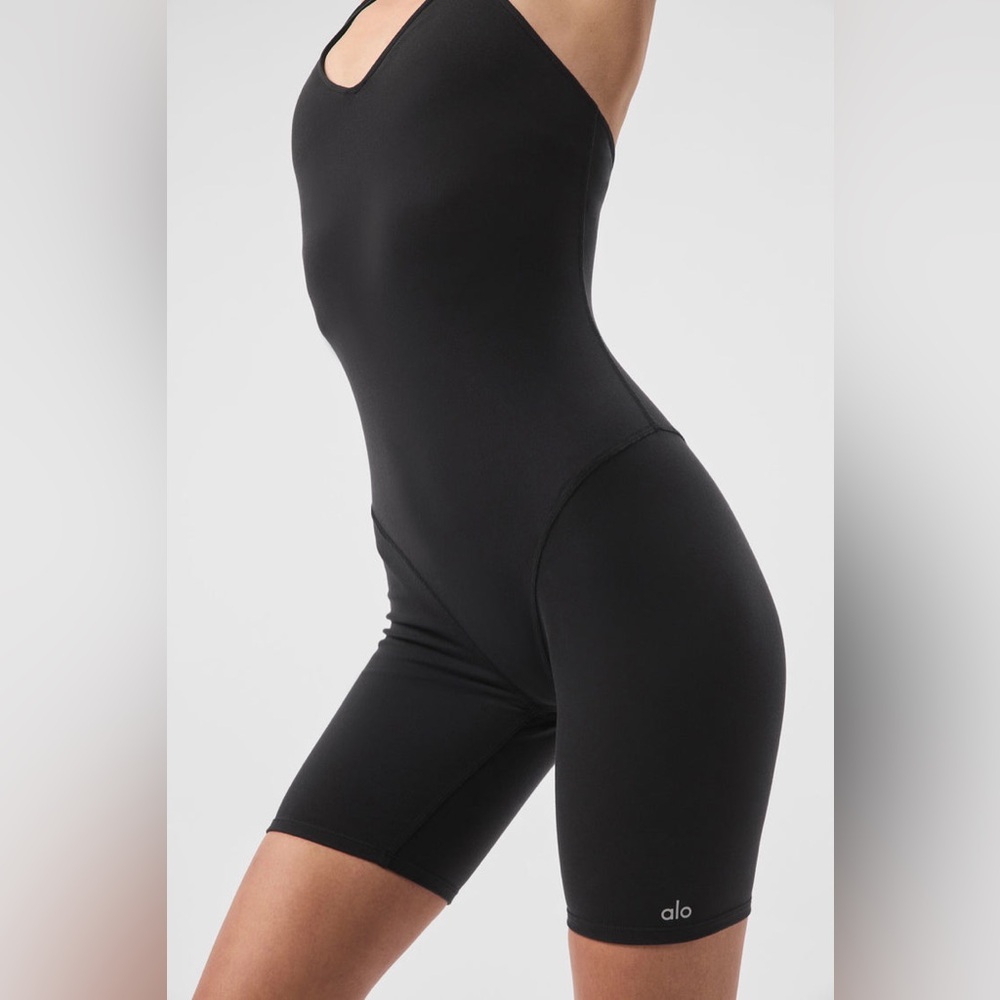 Alo Black Bodysuit
Airbrush Real Onesie